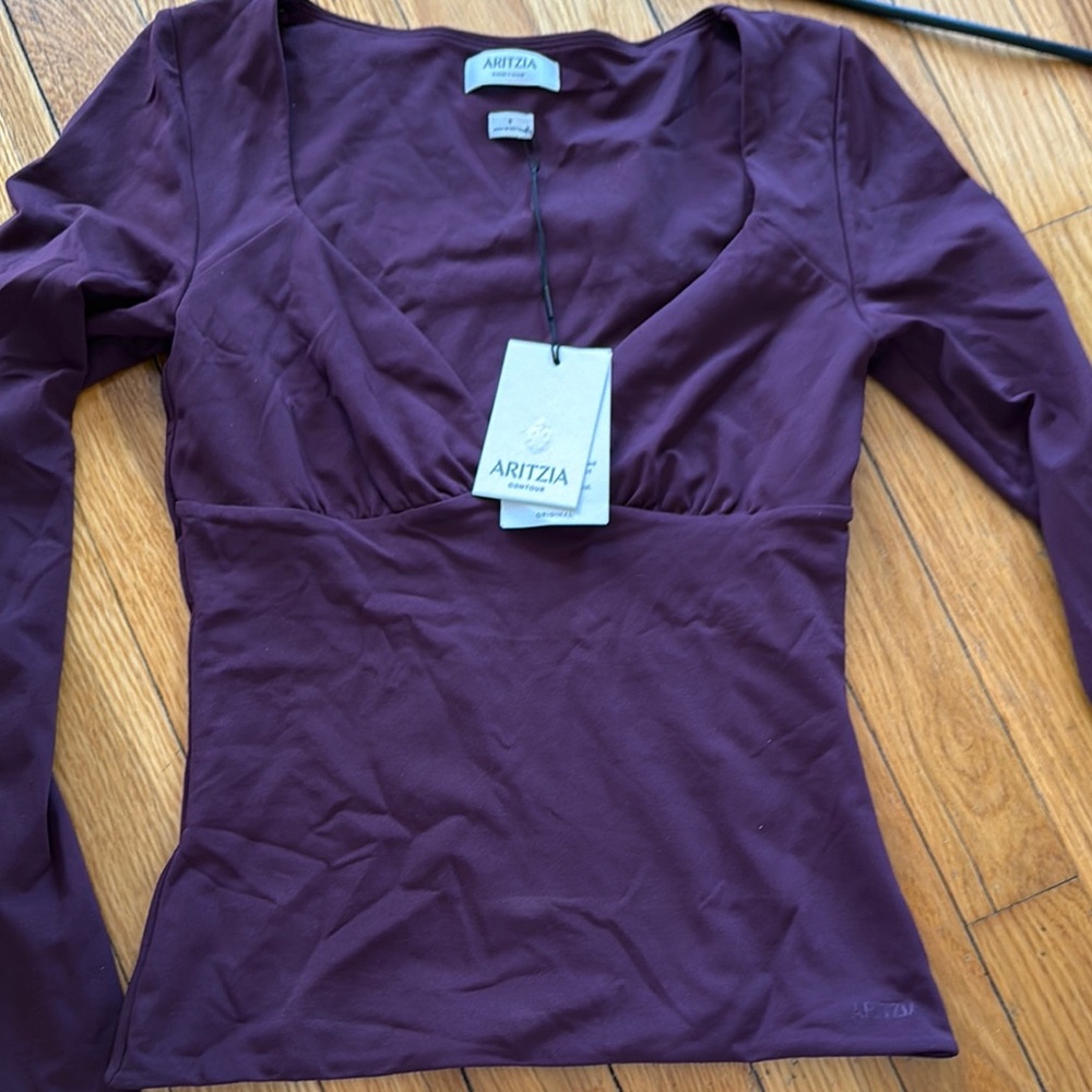 Aritzia original contour Toyo in cherish